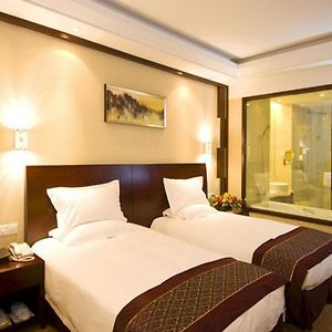 Standard Twin Room Annex